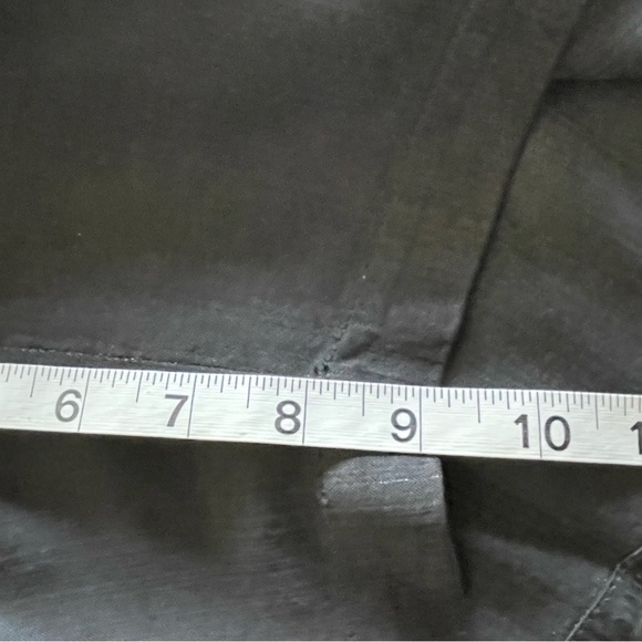 Tommy Bahama Dress Shorts Silk Pleated Front 4 Pockets Black Size 44 - Picture 6 of 7